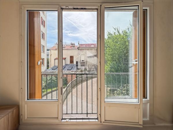 Appartement Montreuil 2 pièce(s) 41.81 m² avec cave et local vélo