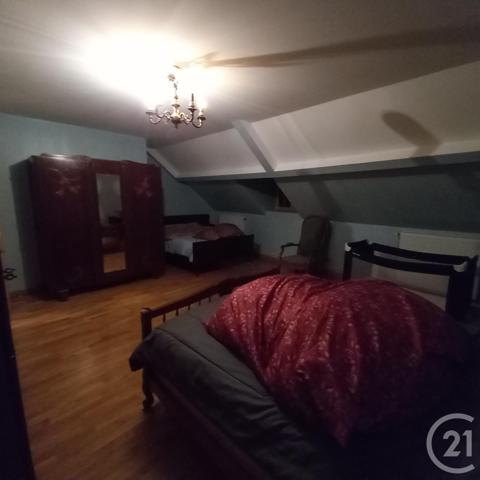 Immeuble à vendre  201,50 m2 COURCAIS - 03