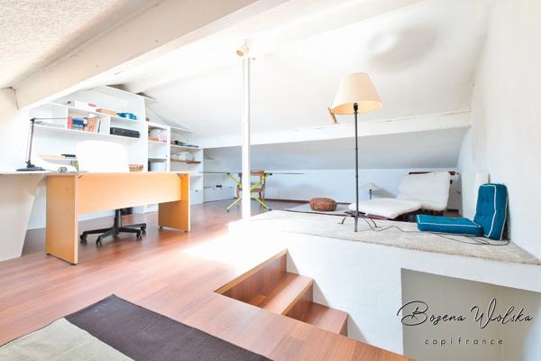 Maison de charme - T6 à vendre avec jardin, piscine, garage et atelier à Istres ( 13)