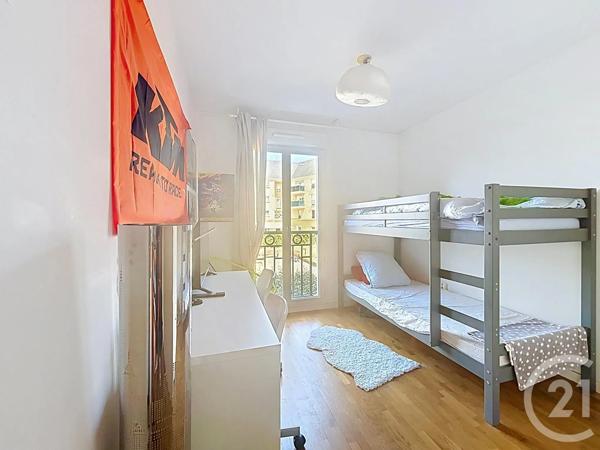 Appartement F4 à vendre  4 pièces - 84,03 m 2   CHATOU  - 78