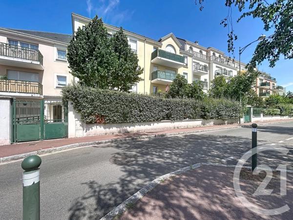 Appartement F4 à vendre  4 pièces - 84,03 m 2   CHATOU  - 78
