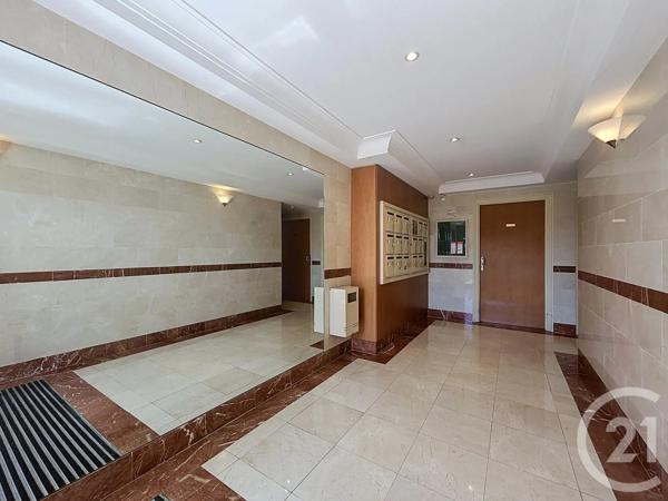 Appartement F4 à vendre  4 pièces - 84,03 m 2   CHATOU  - 78
