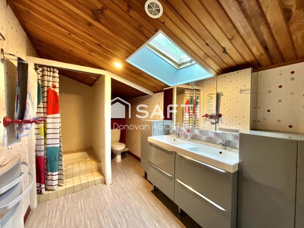 Au fond d'une impasse : 158 m², piscine et garage