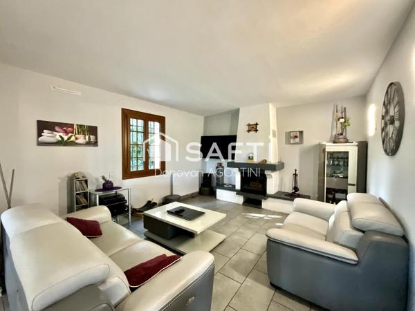 Au fond d'une impasse : 158 m², piscine et garage