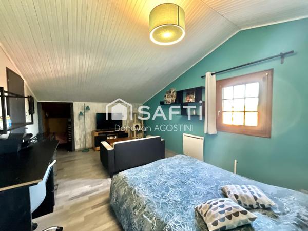 Au fond d'une impasse : 158 m², piscine et garage