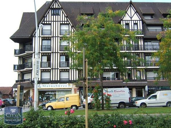 Location parking Deauville (14800)