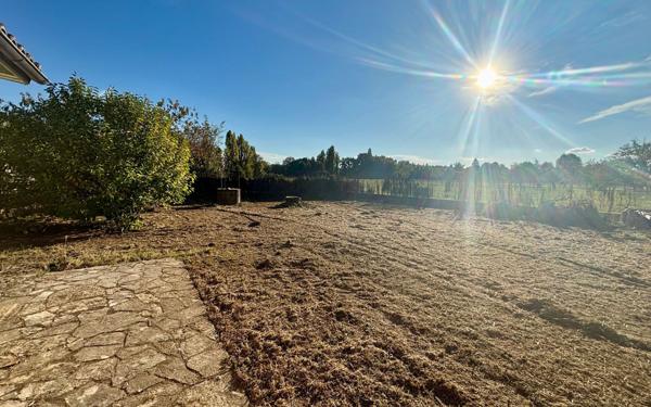 Maison à vendre    2 pièces •  Vélines