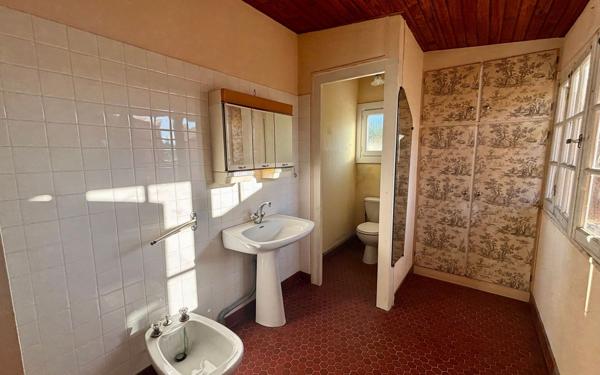 Maison à vendre    2 pièces •  Vélines