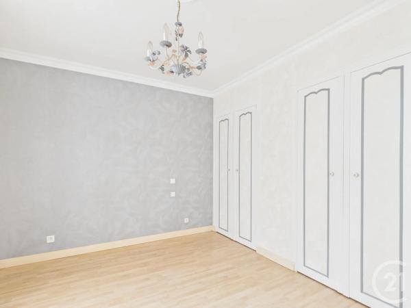 Maison à vendre  4 pièces - 92 m 2   CHARTRES  - 28