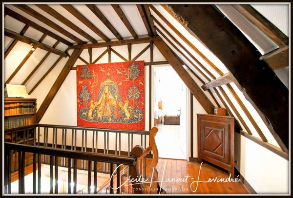 Saint-Aubin-des-Préaux (50380) ST AUBIN DES PREAUX - 5 KM de la plage de Kairon. Maison pierre 202 m² - 5 chbres - Terrain 1565 m²