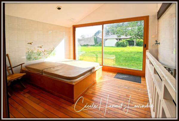 Saint-Aubin-des-Préaux (50380) ST AUBIN DES PREAUX - 5 KM de la plage de Kairon. Maison pierre 202 m² - 5 chbres - Terrain 1565 m²