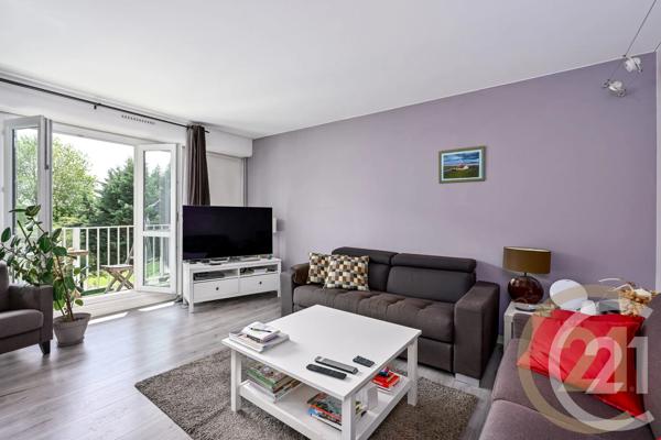 Appartement F4 à vendre  4 pièces - 73,60 m 2   YERRES  - 91