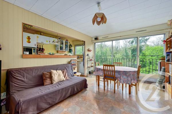 Appartement F4 à vendre  4 pièces - 73,60 m 2   YERRES  - 91