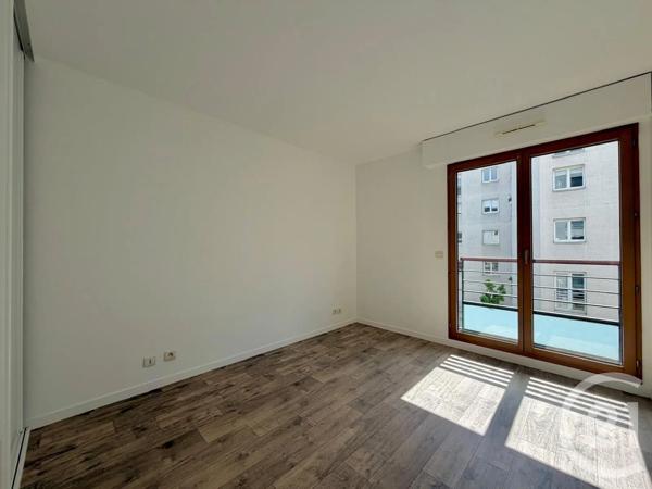 Appartement F3 à vendre  3 pièces - 68,41 m 2   ISSY LES MOULINEAUX  - 92