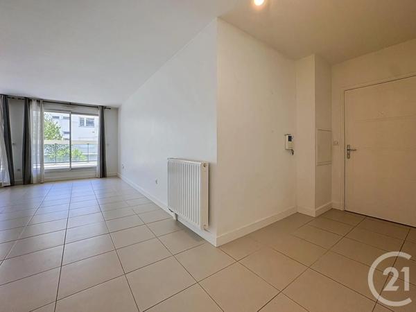 Appartement F3 à vendre  3 pièces - 78 m 2   OLIVET  - 45