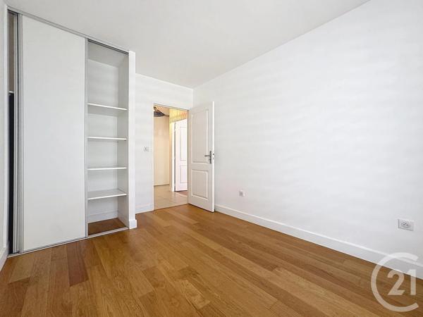 Appartement F3 à vendre  3 pièces - 78 m 2   OLIVET  - 45