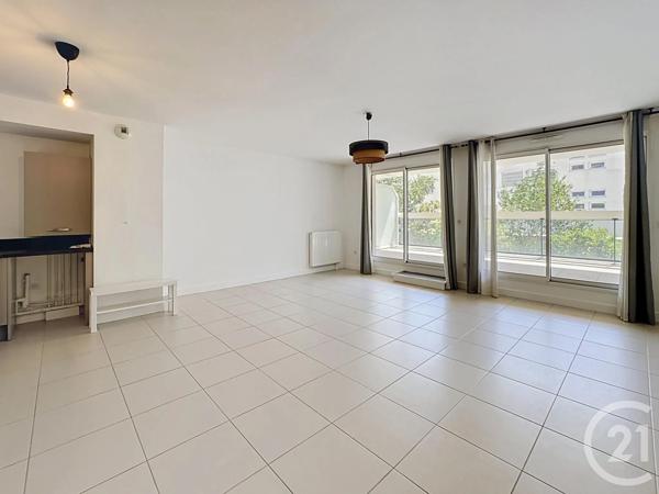 Appartement F3 à vendre  3 pièces - 78 m 2   OLIVET  - 45