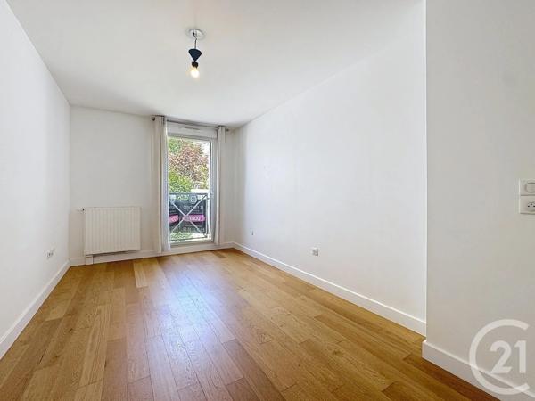 Appartement F3 à vendre  3 pièces - 78 m 2   OLIVET  - 45