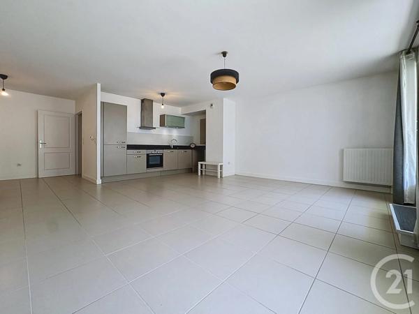 Appartement F3 à vendre  3 pièces - 78 m 2   OLIVET  - 45