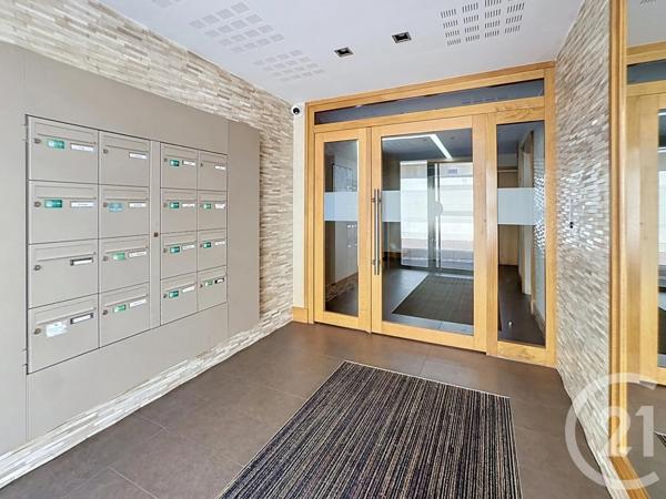 Appartement F3 à vendre  3 pièces - 78 m 2   OLIVET  - 45