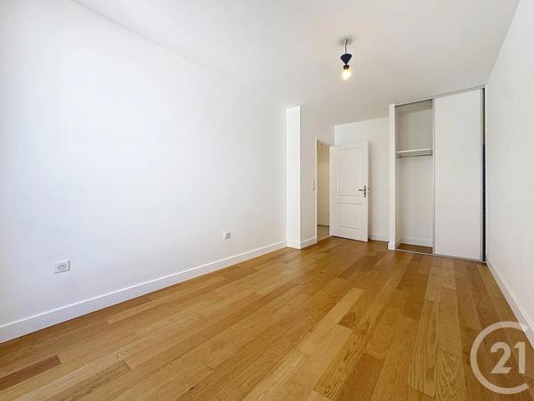 Appartement F3 à vendre  3 pièces - 78 m 2   OLIVET  - 45
