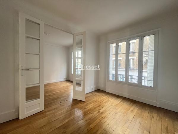 Location Appartement 3 pièces 82.8 m² - Paris 75015