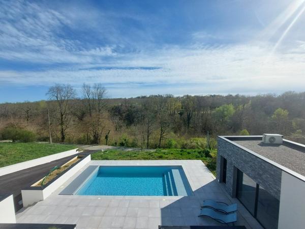 Maison à vendre    6 pièces •  Corbarieu