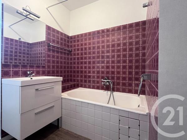 Appartement F3 à vendre  3 pièces - 63,25 m 2   CHATEAUROUX  - 36