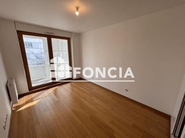 Location Appartement 3 pièces 80 m² - 75 AVENUE LAPLACE Arcueil 94110