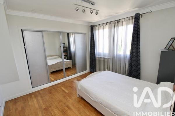 Maison à vendre 9 pièces 260 m² Châtenay-Malabry