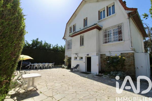 Maison à vendre 9 pièces 260 m² Châtenay-Malabry