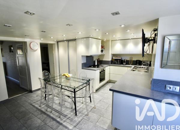 Maison à vendre 9 pièces 260 m² Châtenay-Malabry