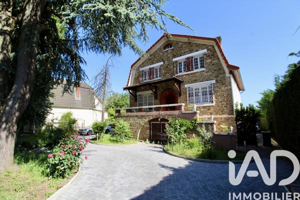 Maison à vendre 9 pièces 260 m² Châtenay-Malabry