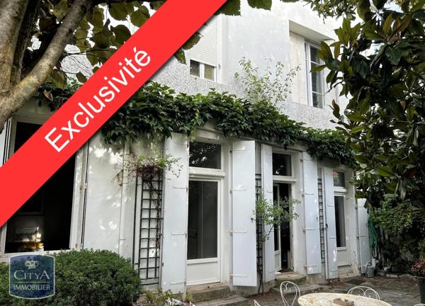 Maison à vendre 10 pièces 265m²