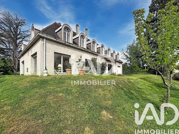 Maison à vendre 12 pièces 368 m² Roissy-en-Brie