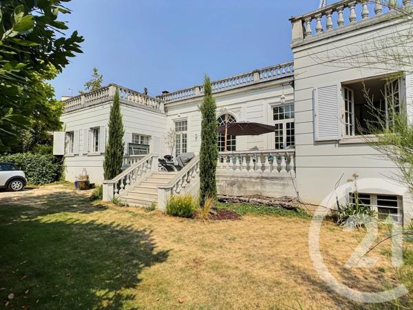 Maison à vendre  6 pièces - 137,47 m 2   CHATENAY MALABRY  - 92
