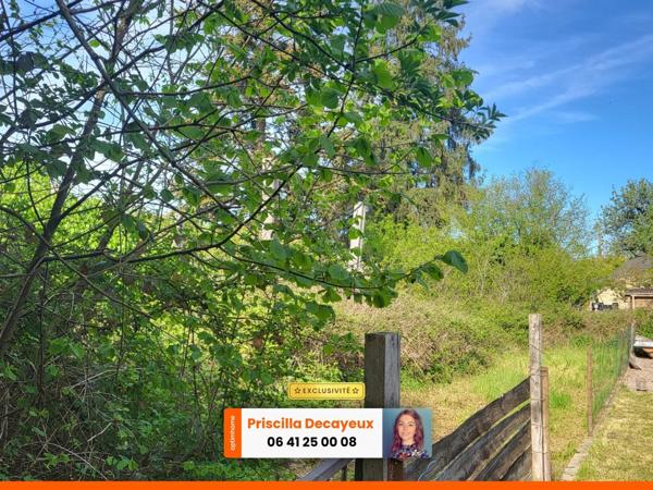 Ensemble immobilier à rénover - 2 maisons individuelles - terrain 640m² - 15 000€