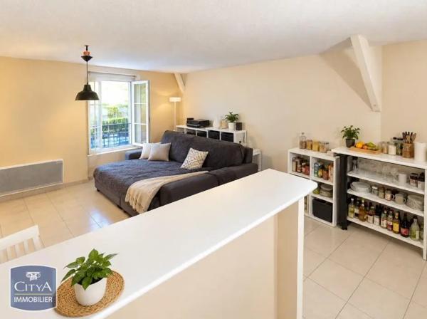 Appartement à louer 3 pièces 57.57m² Saumur (49400)