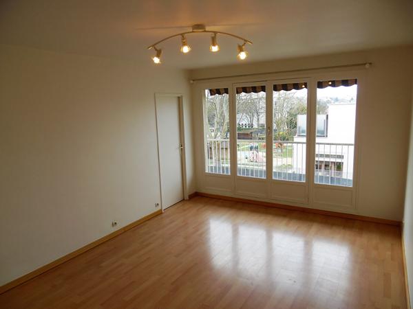 Studio 30 m2 quartier Clémenceau Bry sur Mane