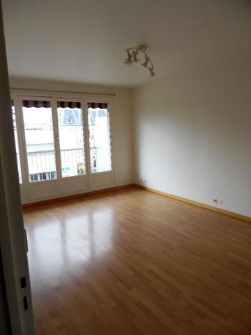 Studio 30 m2 quartier Clémenceau Bry sur Mane