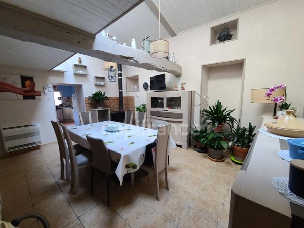 Maison de village à Aulnay 5 pièces