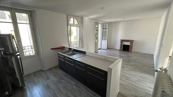 Achat - Maison Château-Gontier-sur-Mayenne 53200 6 pièces 130 m 2 298 m 2