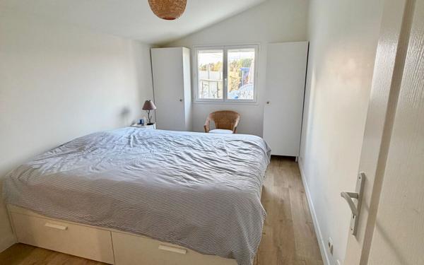 Maison à vendre    4 pièces •  Port-des-Barques