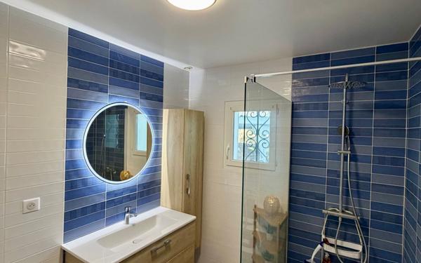 Maison à vendre    4 pièces •  Port-des-Barques