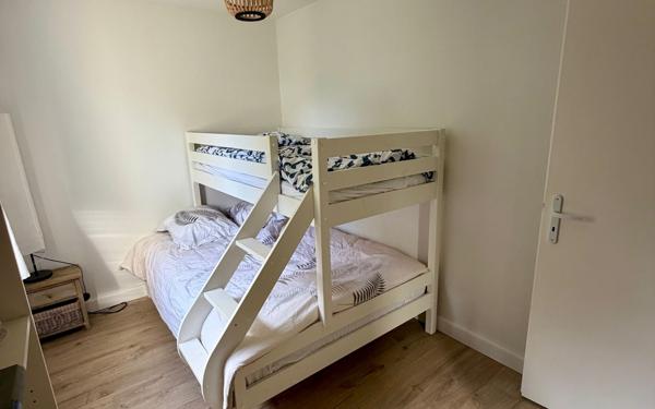 Maison à vendre    4 pièces •  Port-des-Barques