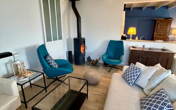 Maison à vendre    4 pièces •  Port-des-Barques