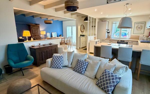 Maison à vendre    4 pièces •  Port-des-Barques