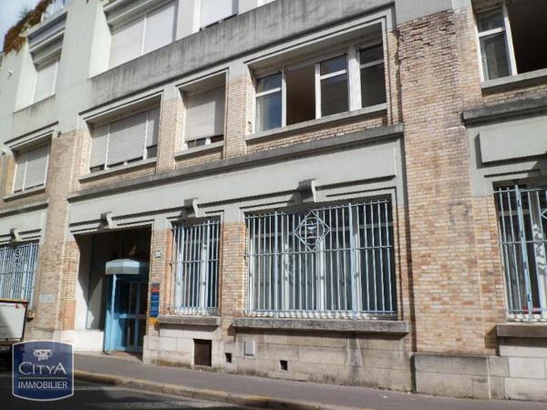 Location parking Tours (37)