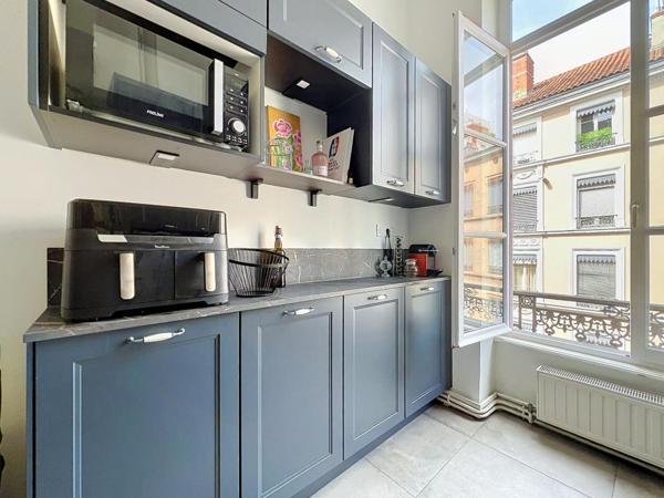 T3 – MEUBLE – 79.27 m² – 69006 LYON