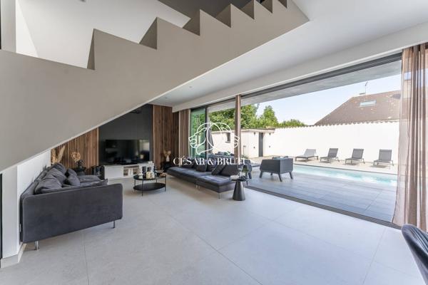 MAISON CONTEMPORAINE 2021